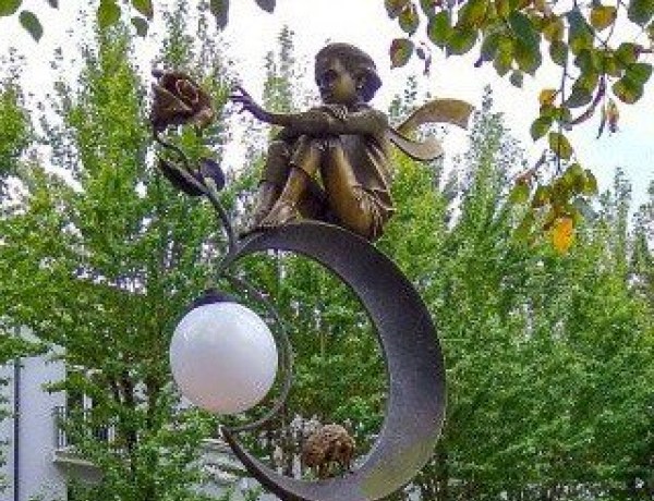 Аллея фонарей