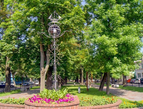 Аллея фонарей